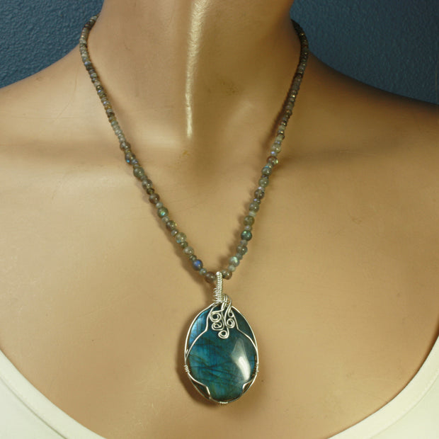 SS Bluest Blue Labradorite (Grade A) Necklace