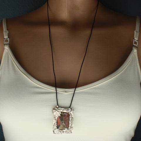 FS Agate Jungle Pendant