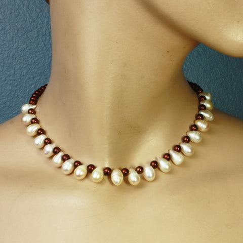 Elegant Evening Pearls Necklace