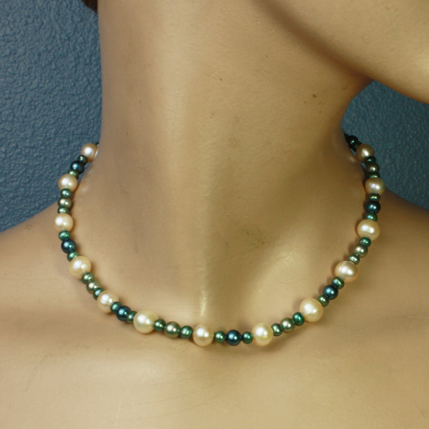 Garden Party Pearls Necklace