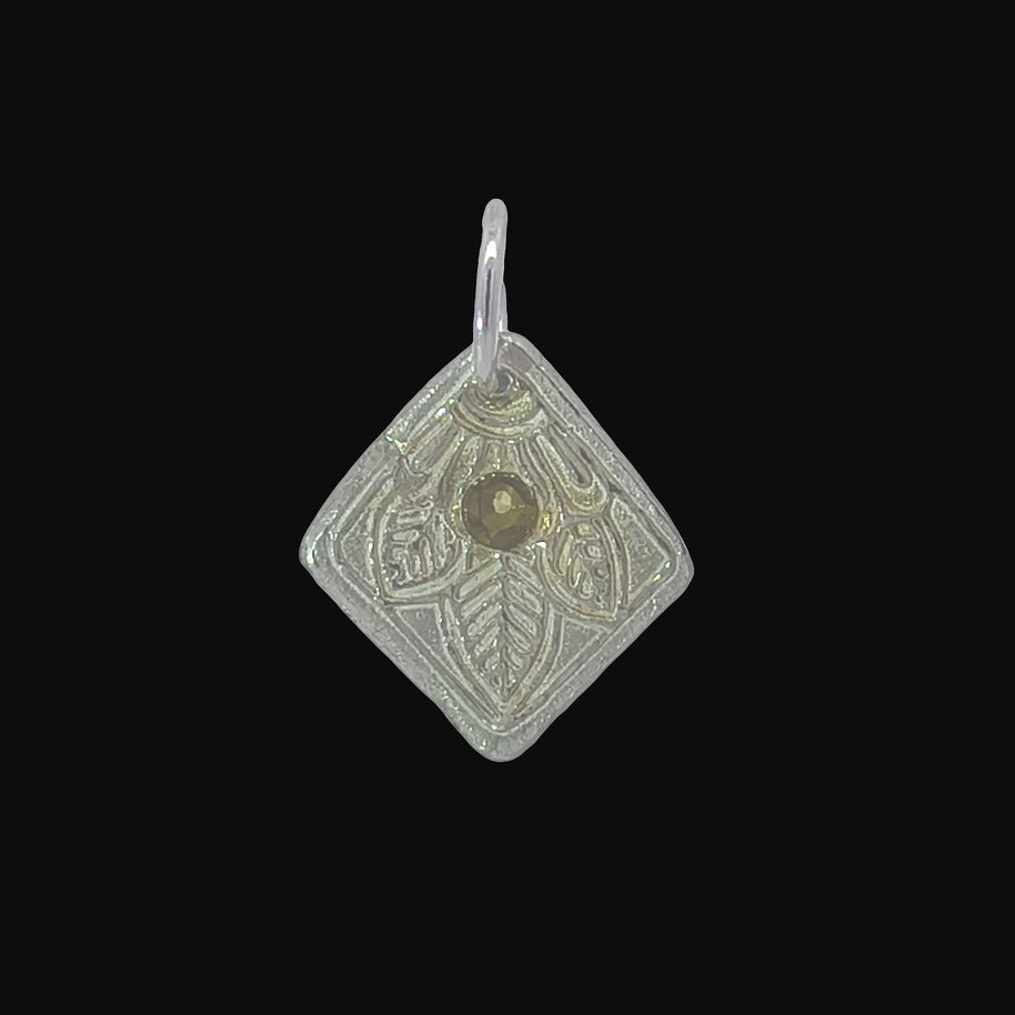 FS Flower and Leaf Charm