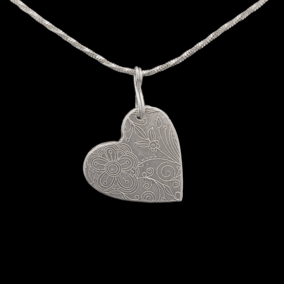 FS Fresh Love Heart with Flower Pendant