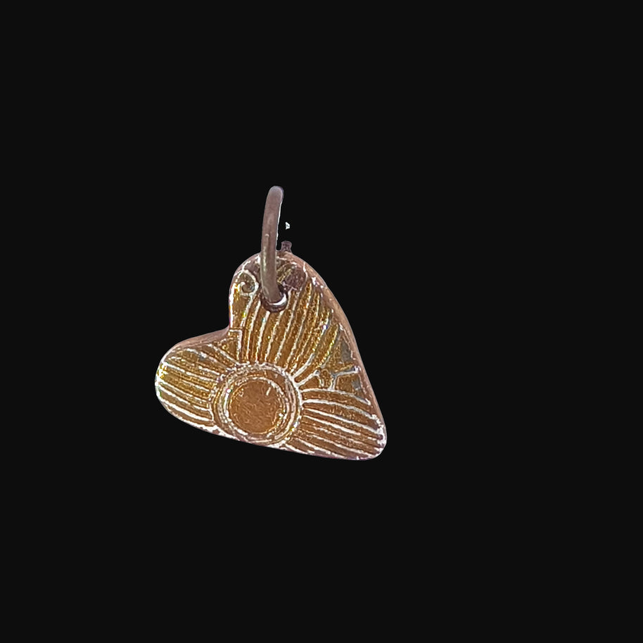 FS Tiny Heart Charm C