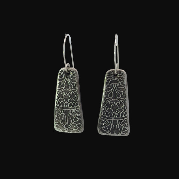 FS Wavy Abstract Flower Earrings