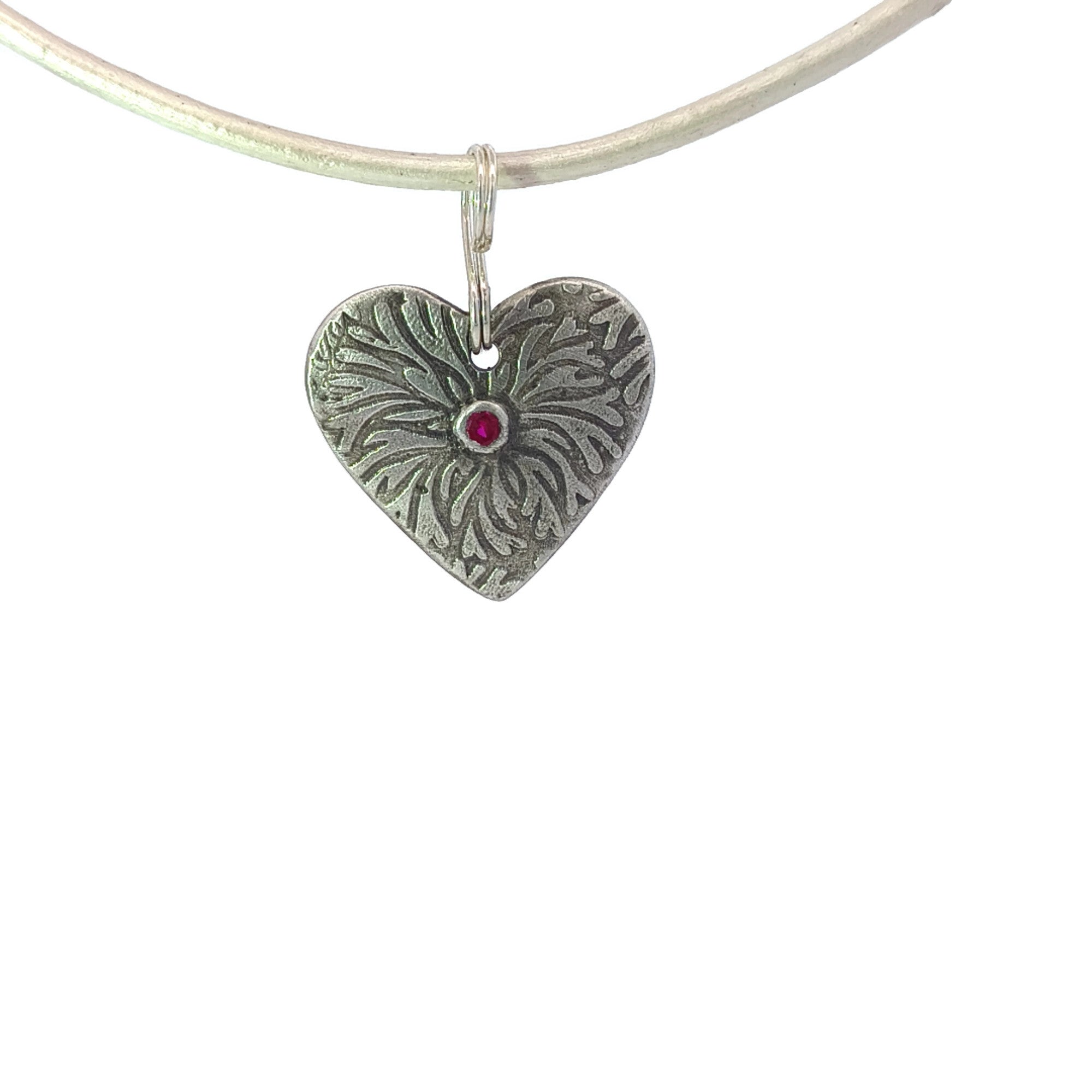 FS Chrysanthemum Heart Pendant